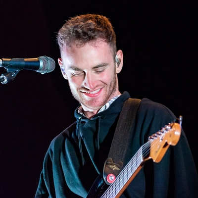 Tom Misch Autograph Profile