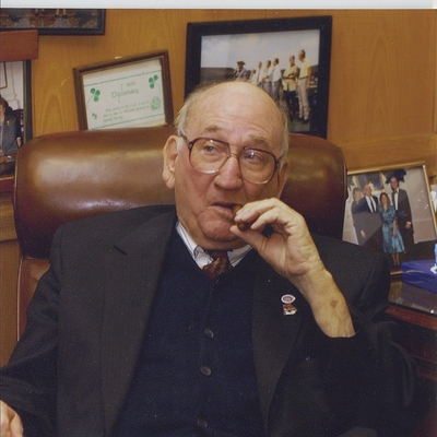 Tom Murphy Autograph Profile
