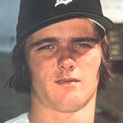 Tom Veryzer Autograph Profile