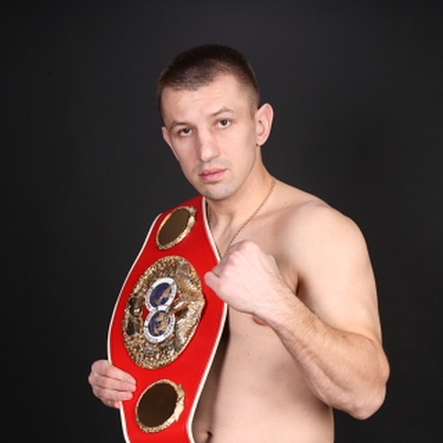 Tomasz Adamek Autograph Profile