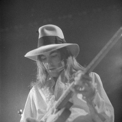 Tommy Bolin Autograph Profile