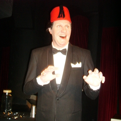 Tommy Cooper Autograph Profile