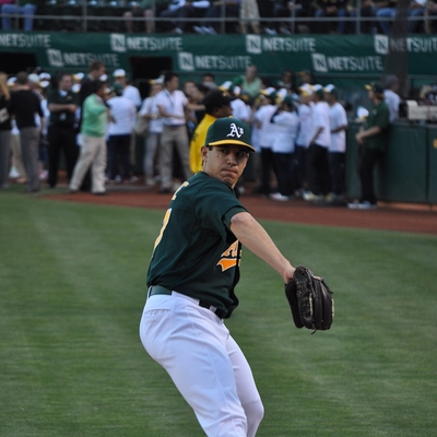 Tommy Milone Autograph Profile