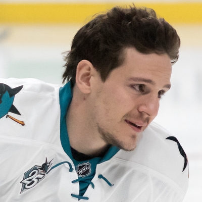 Tommy Wingels Autograph Profile
