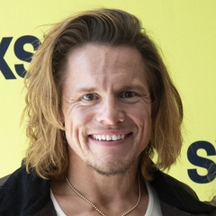 Tony Cavalero