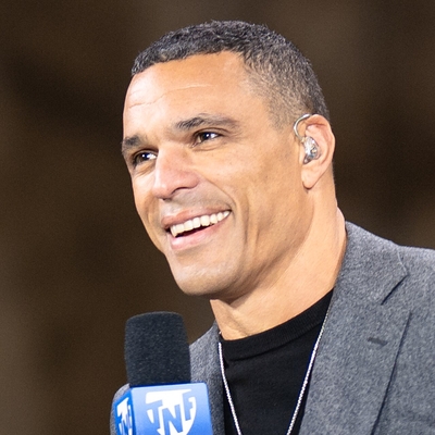 Tony Gonzalez Autograph Profile