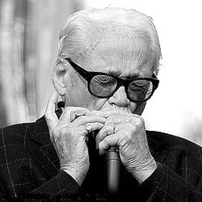 Toots Thielemans Autograph Profile