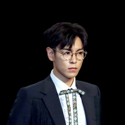 T.O.P Autograph Profile