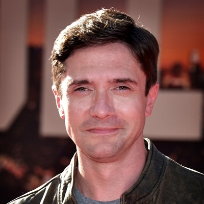 Topher Grace Autograph Profile