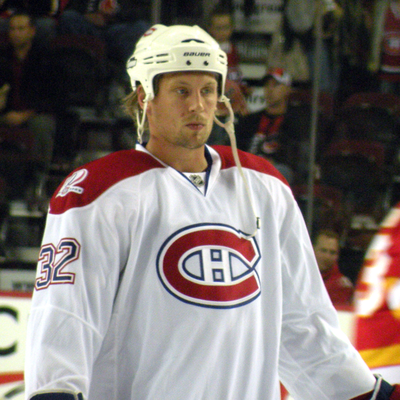 Travis Moen Autograph Profile