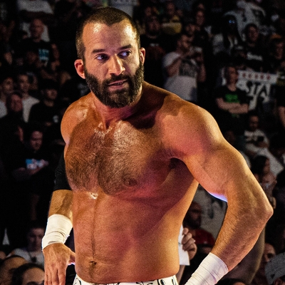 Trent Barreta Autograph Profile