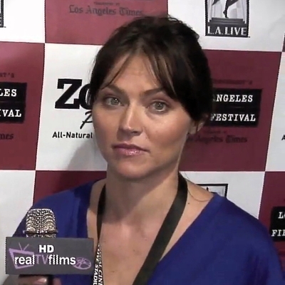 Trieste Kelly Dunn Autograph Profile