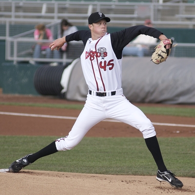Trystan Magnuson Autograph Profile