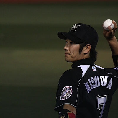 Tsuyoshi Nishioka Autograph Profile