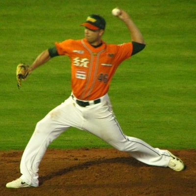 Tyler Lumsden Autograph Profile