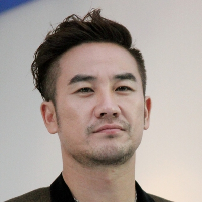 Uhm Tae-woong Autograph Profile