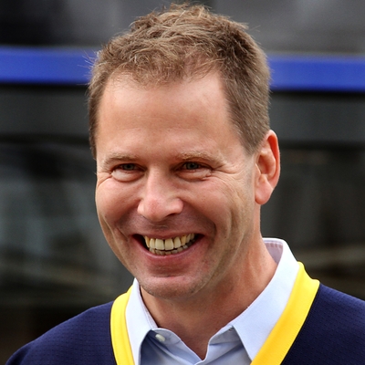 Ulf Dahlen Autograph Profile