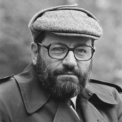 Umberto Eco Autograph Profile