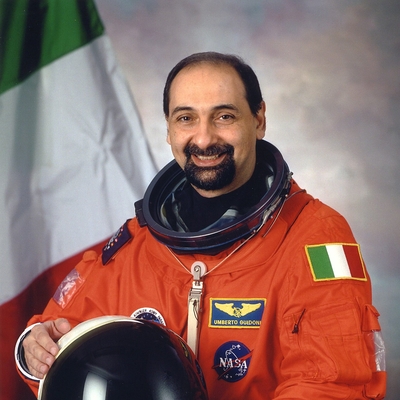Umberto Guidoni Autograph Profile