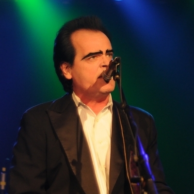 Unknown Hinson Autograph Profile