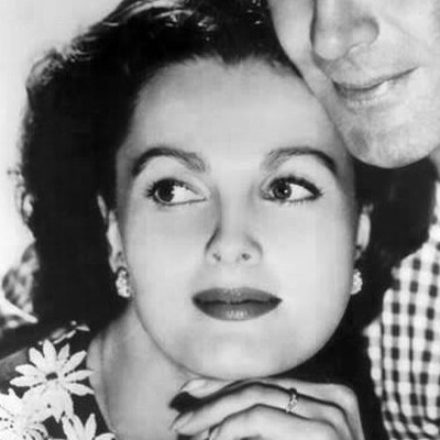 Ursula Thiess Autograph Profile