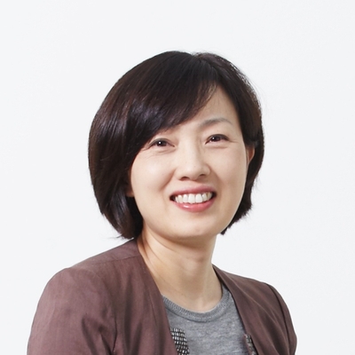 V. Narry Kim Autograph Profile