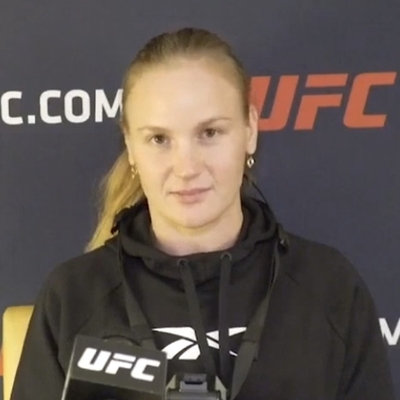 Valentina Shevchenko Autograph Profile