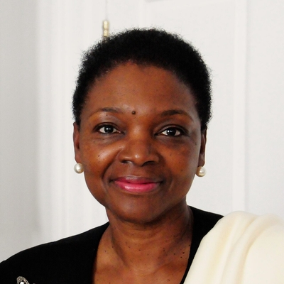 Valerie Amos, Baroness Amos Autograph Profile