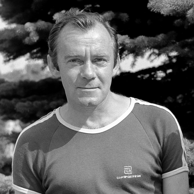 Valery Nosik Autograph Profile