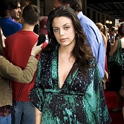Vanessa Ferlito Autograph Profile