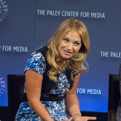 Vanessa Ray
