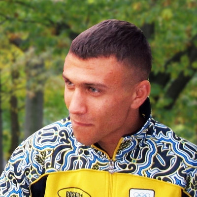 Vasyl Lomachenko Autograph Profile