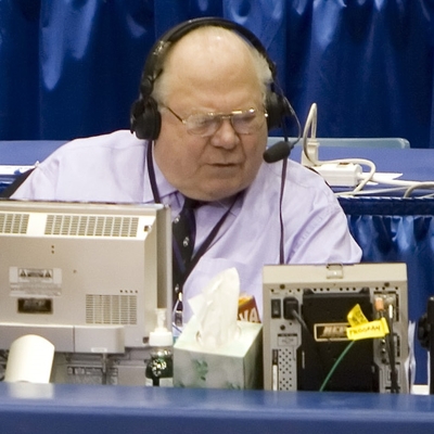 Verne Lundquist Autograph Profile