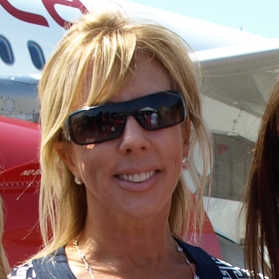 Vicki Gunvalson Autograph Profile