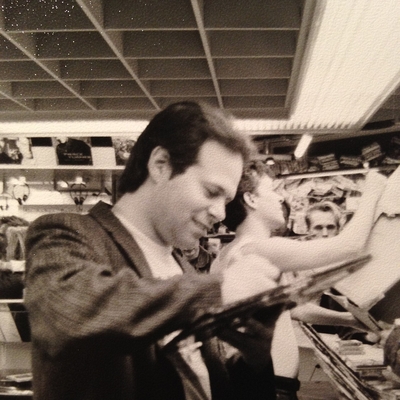 Victor DeLorenzo Autograph Profile