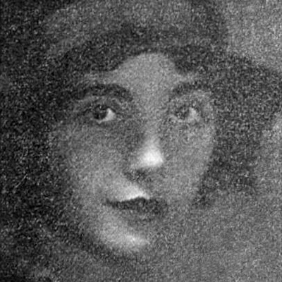 Victoria Moore Autograph Profile