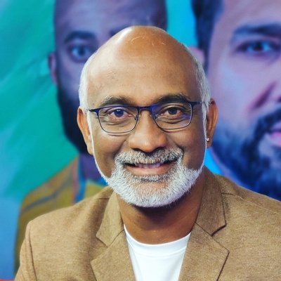 Vijay Bharadwaj Autograph Profile