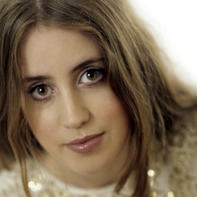 Vilde Frang Autograph Profile