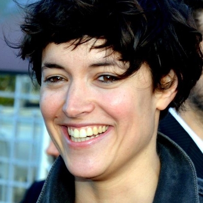 Vimala Pons Autograph Profile