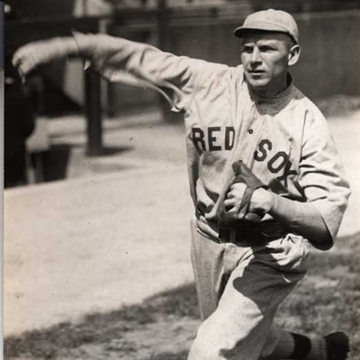 Vince Molyneaux Autograph Profile