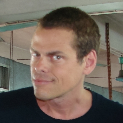 Vince Offer Autograph Profile