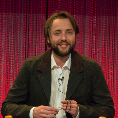 Vincent Kartheiser Autograph Profile