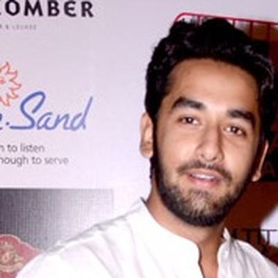 Vishal Vashishtha Autograph Profile