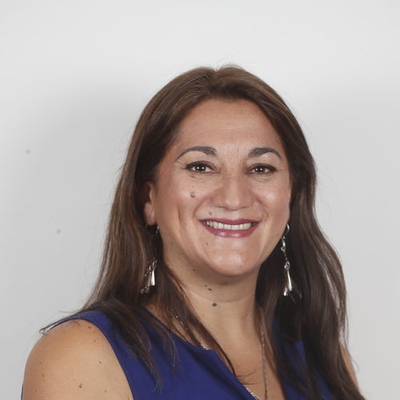 Viviana Delgado Autograph Profile