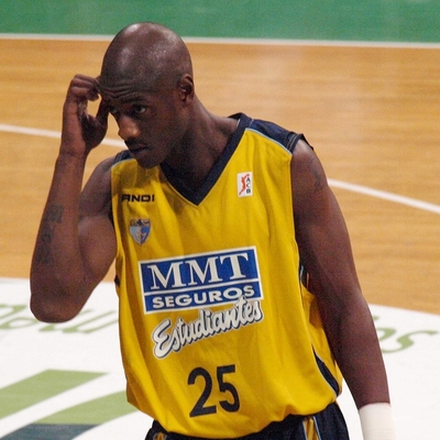 Vonteego Cummings Autograph Profile