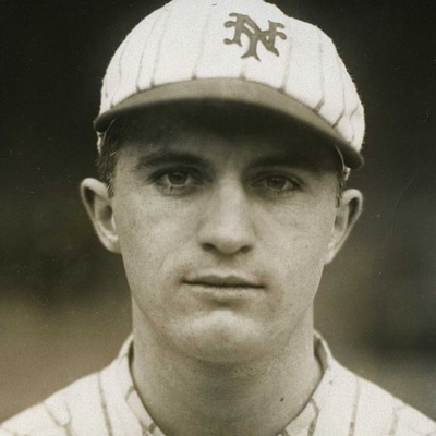 Waddy MacPhee Autograph Profile