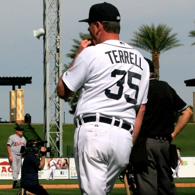 Walt Terrell Autograph Profile