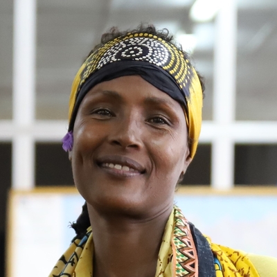 Waris Dirie Autograph Profile
