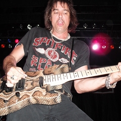 Warren DeMartini