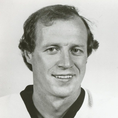 Wayne Cashman Autograph Profile